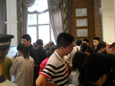 金地·圣愛米倫墅院洋房潮襲江城，升級鉅獻定義湖居新范式